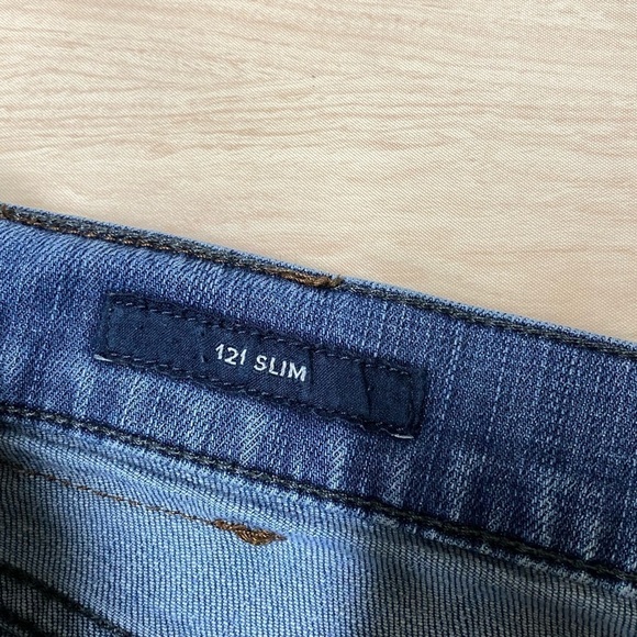 Lucky Brand Jeans Mens 36x30 Blue 121 Slim Fit Medium Wash Denim - Picture 4 of 9